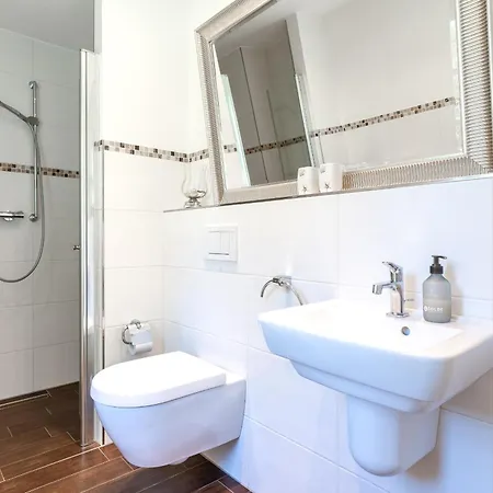 Reetdachhaus Luett Strandhues Reetdachhaus Luett Strandhues Sankt Peter-Ording