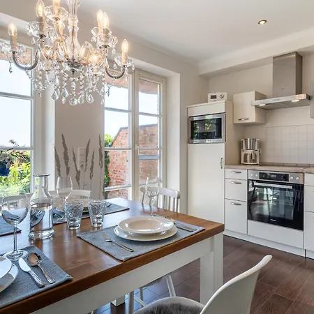 Dom wakacyjny Reetdachhaus Luett Strandhues Reetdachhaus Luett Strandhues *